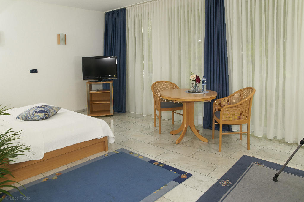 Hotel Bonamari ซาลซ์กิทเทอร์-บาด ภายนอก รูปภาพ
