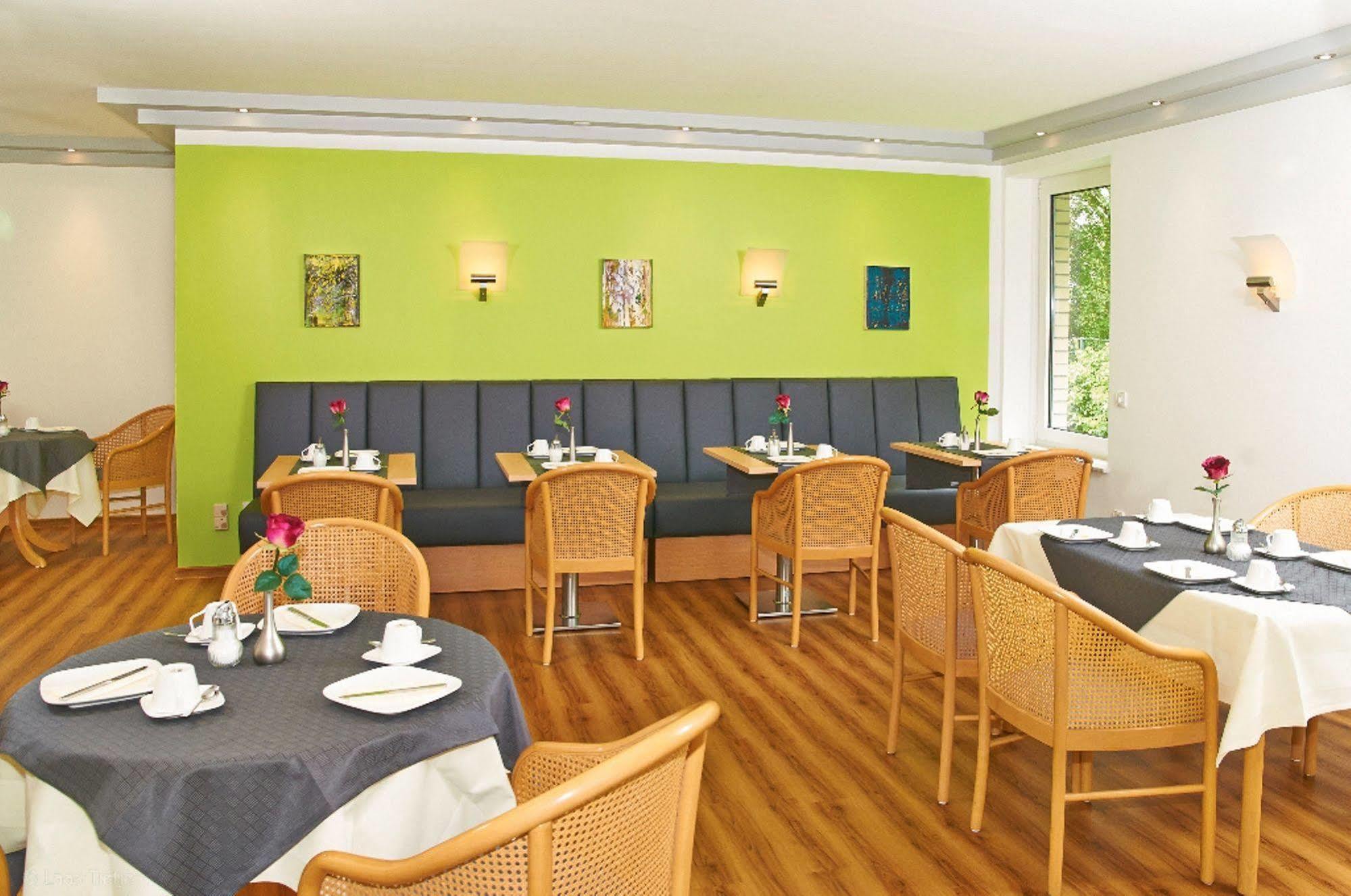 Hotel Bonamari ซาลซ์กิทเทอร์-บาด ภายนอก รูปภาพ